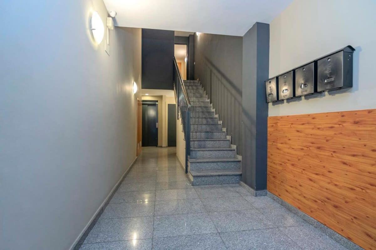 Bright And Modern Duplex With Terrace In Eixample District P1 * Barcelona