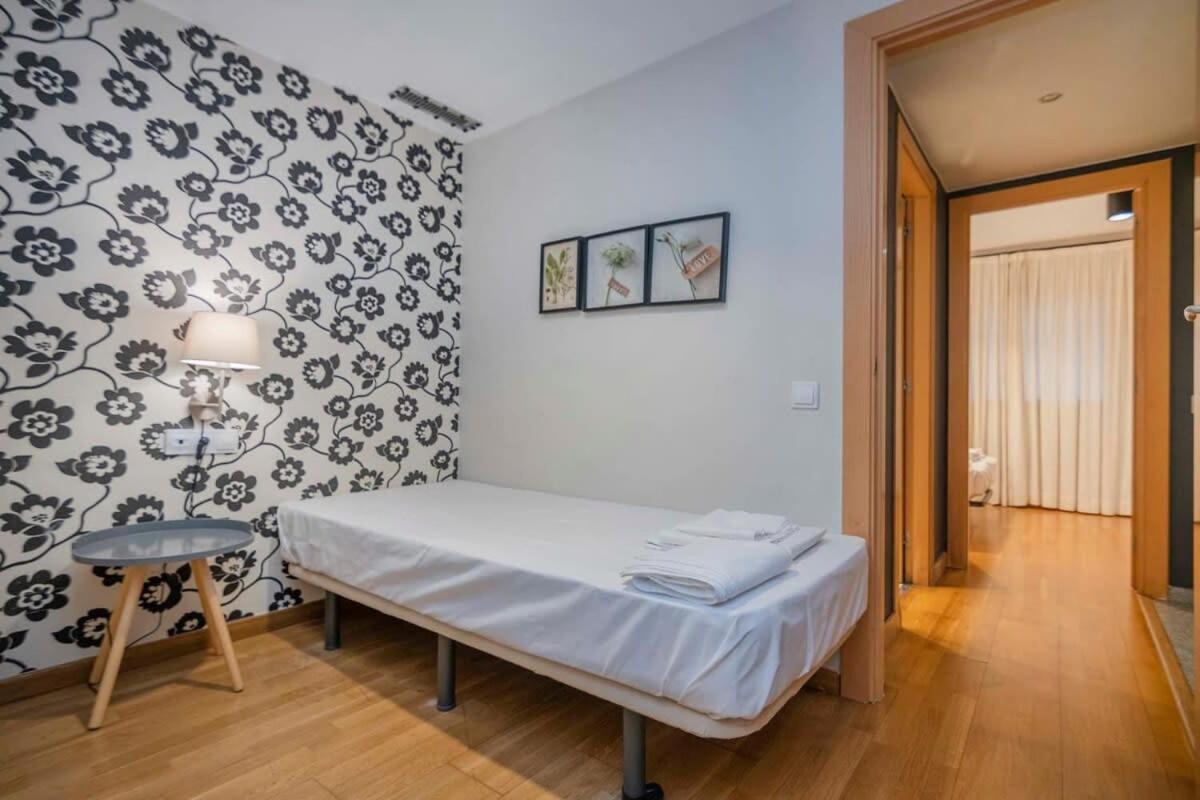 Bright And Modern Duplex With Terrace In Eixample District P1 Apartamento Barcelona