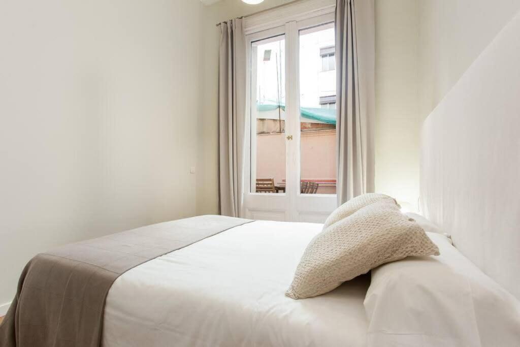 Bright And Modern 4bedroom With Terrace In Ramblas P2