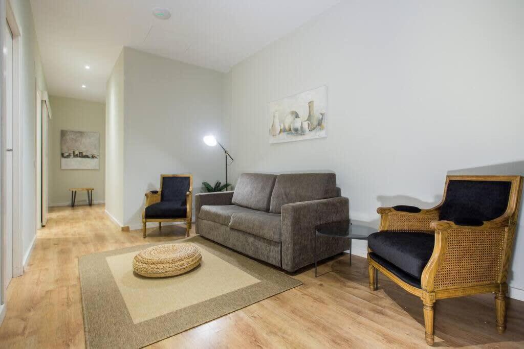 Apartamento Bright And Modern 4bedroom With Terrace In Ramblas P2 *