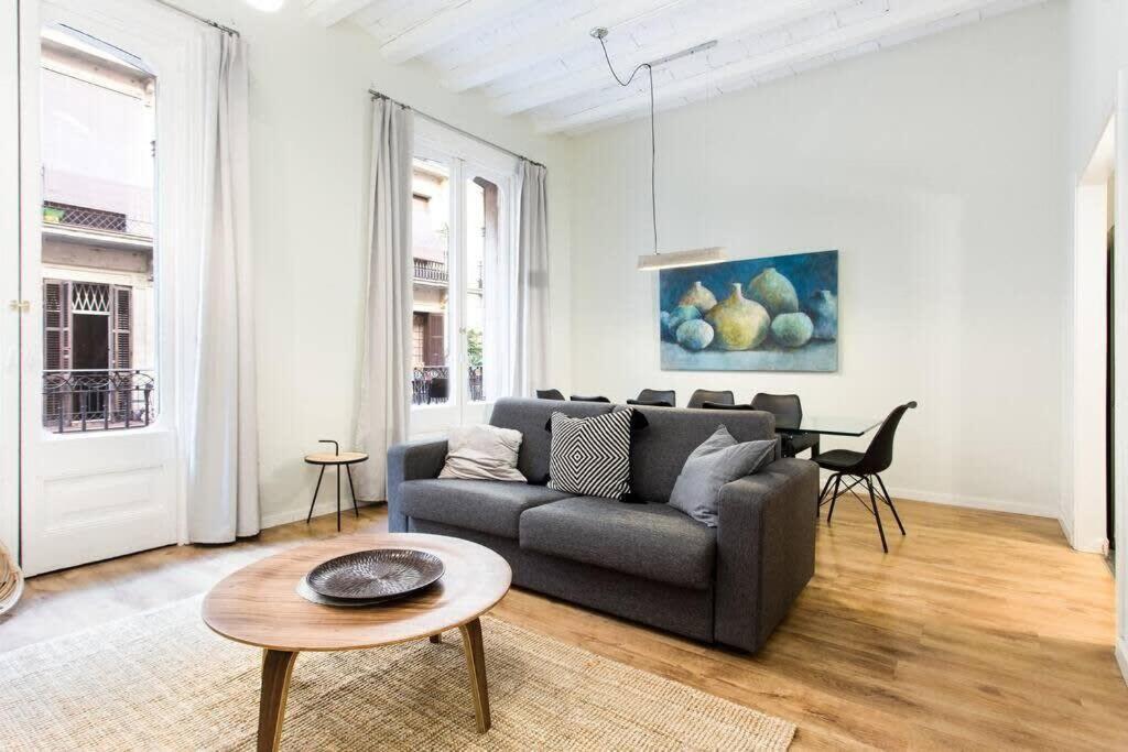 Bright And Modern 4bedroom With Terrace In Ramblas P2 Apartamento *