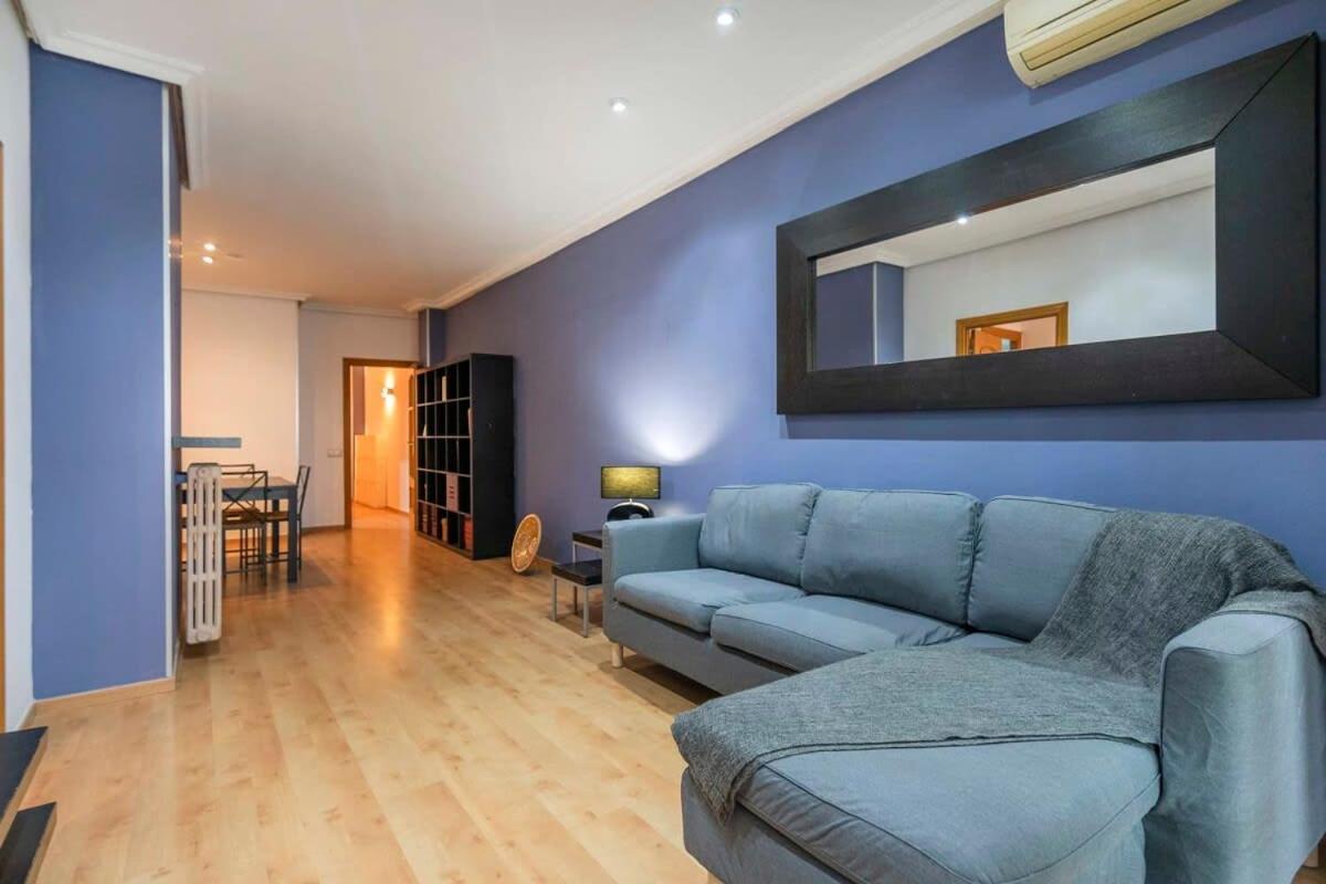 Renovated 4bd 2bth With Terrace In Plaza España Apartamento *