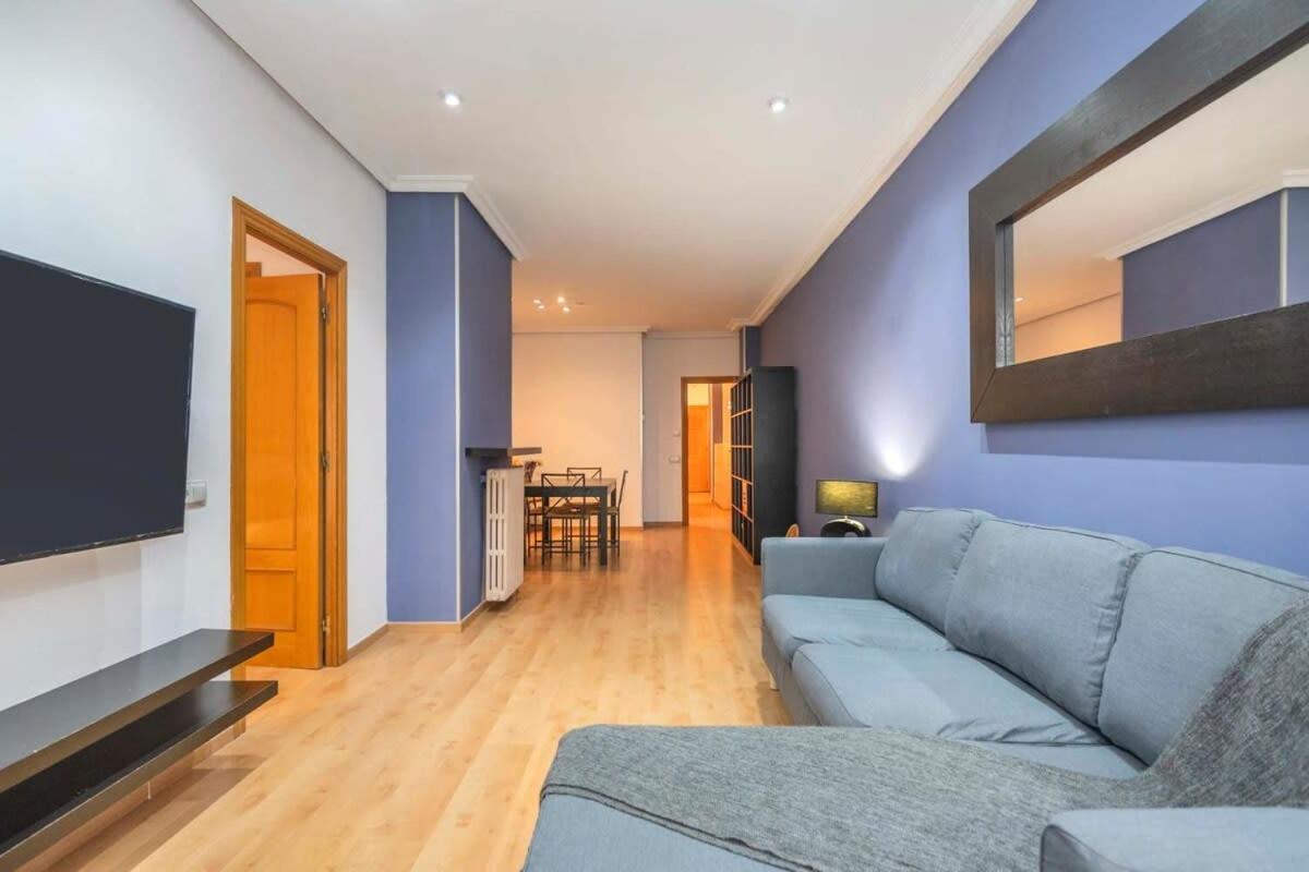 Renovated 4bd 2bth With Terrace In Plaza España Apartamento *