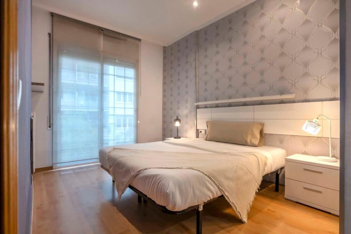 Renovated 4bd 2bth With Terrace In Plaza España *