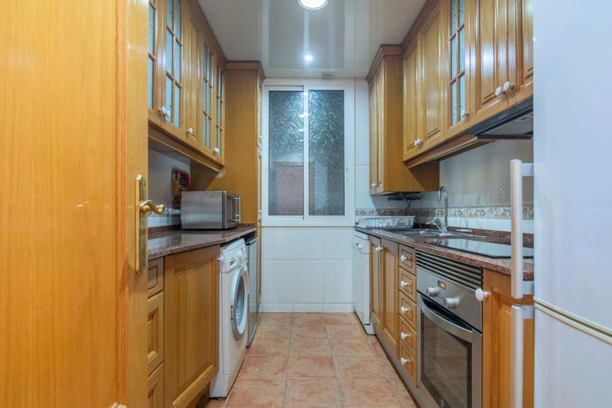 Renovated 4bd 2bth With Terrace In Plaza España Apartamento *