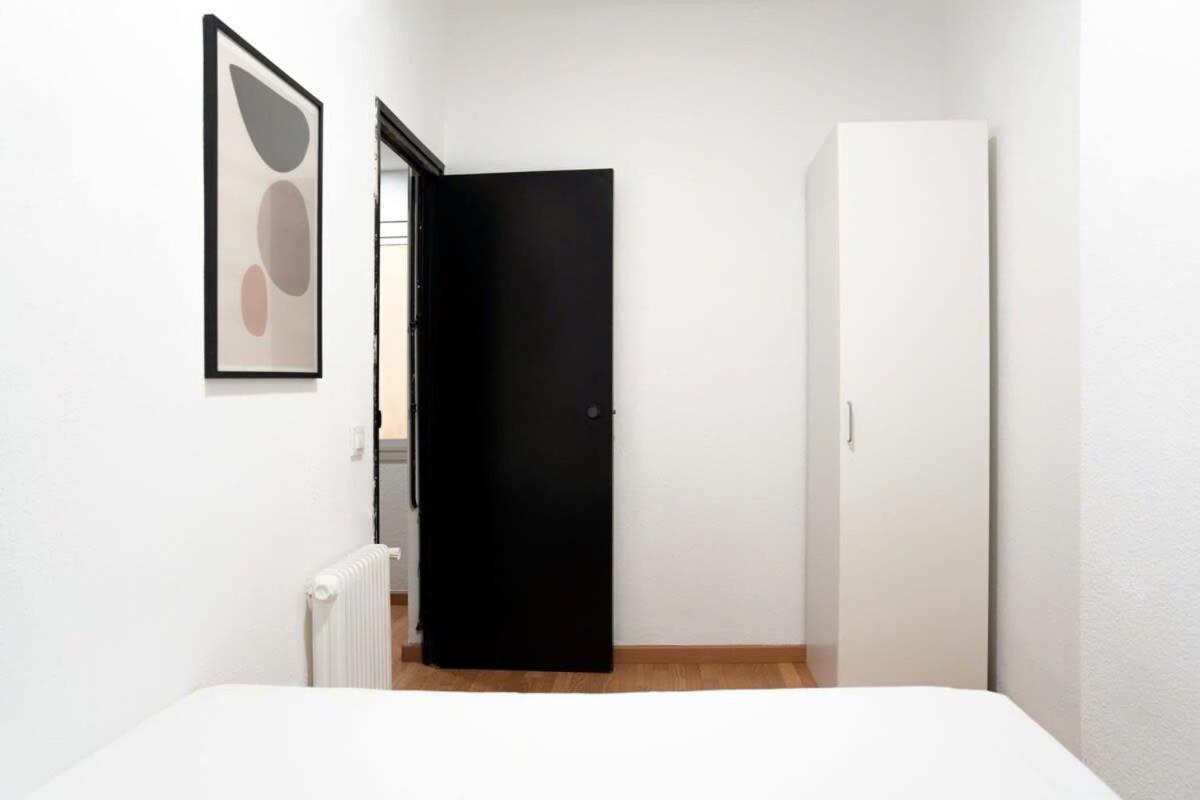 Plaza Urquinaona And Comfortable 3bd