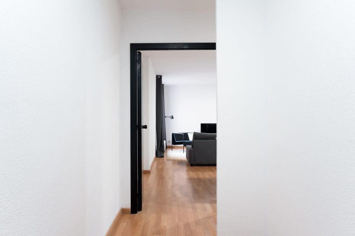 Plaza Urquinaona And Comfortable 3bd Apartamento Barcelona