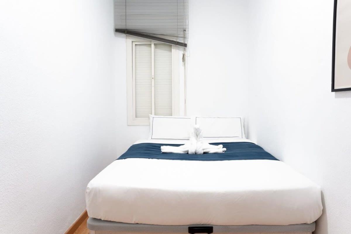 Plaza Urquinaona And Comfortable 3bd Barcelona