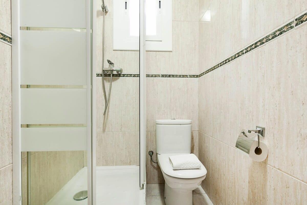 Comfortable 3bd In Poblenou Next To The Only For Families! Apartamento