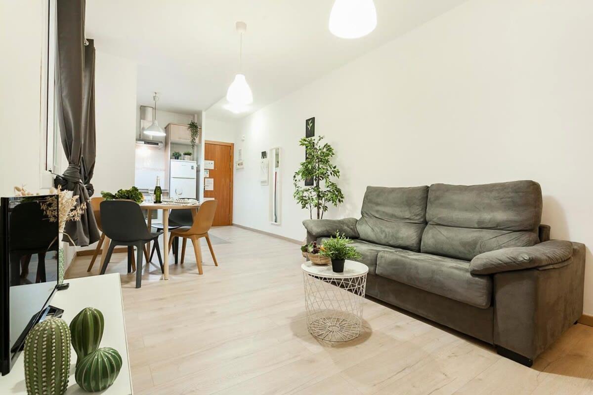 Comfortable 3bd In Poblenou Next To The Only For Families!