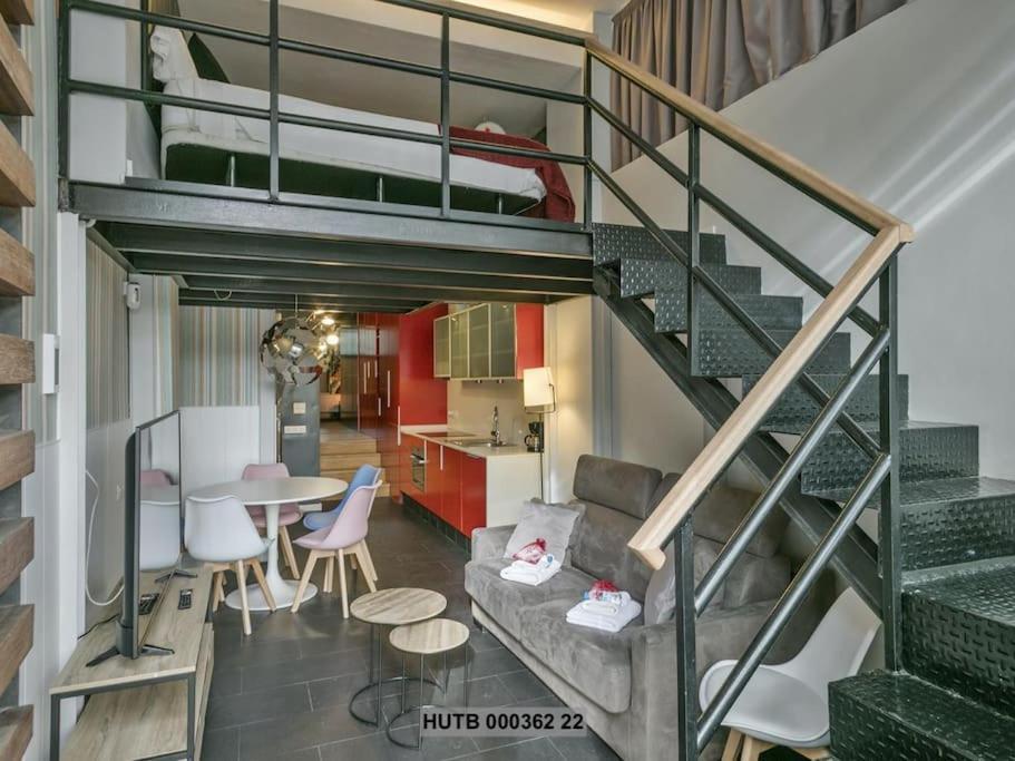 Alcam Futbol Pequeno Apartamento Barcelona