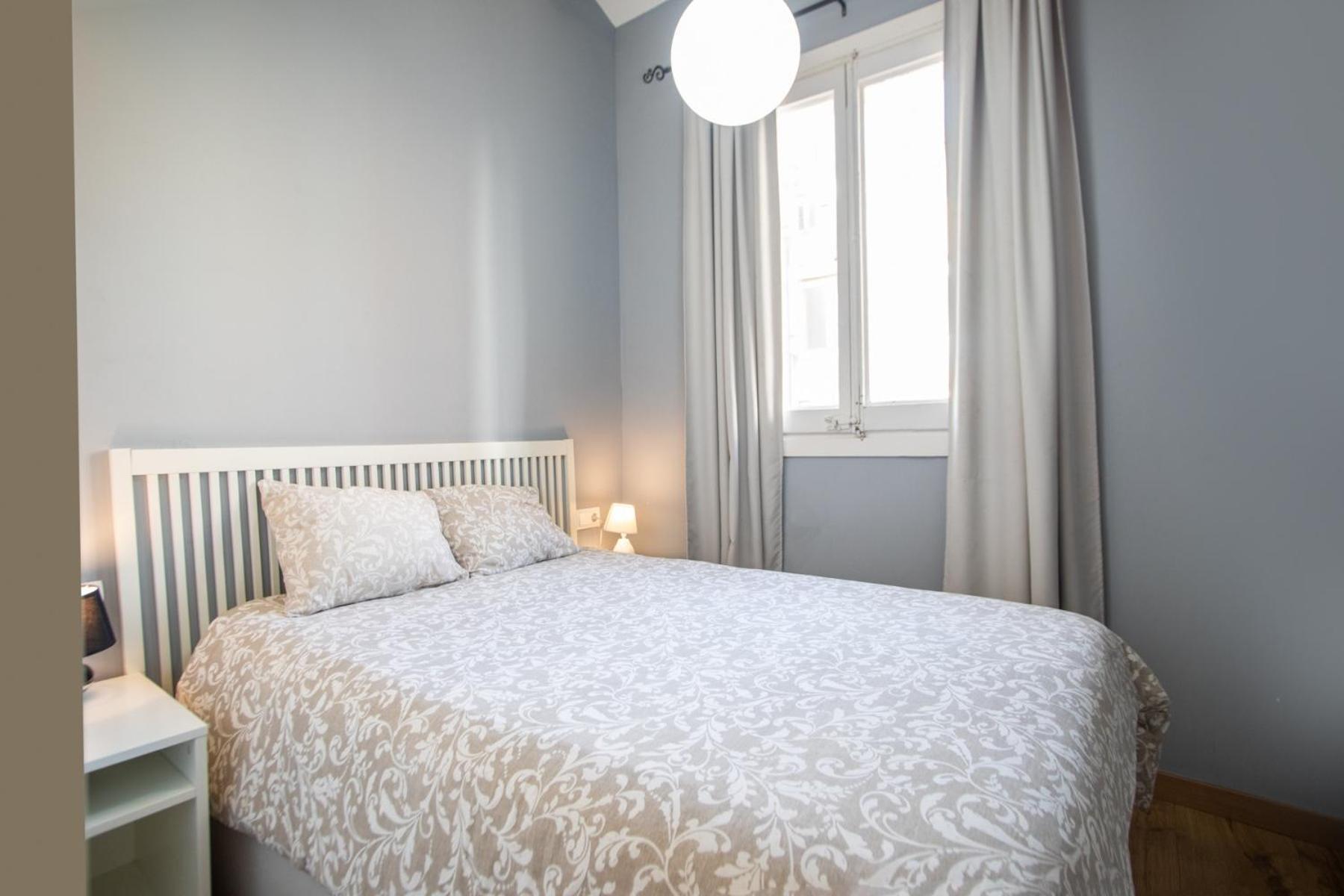 21crm1068 - Fantastic & Tipical Catalonian 2br Flat Apartamento Barcelona