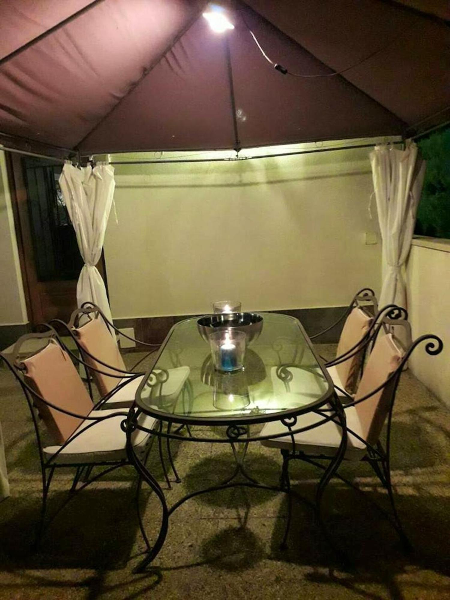 Holiday Carrer Les Roques Chalet Barcelona