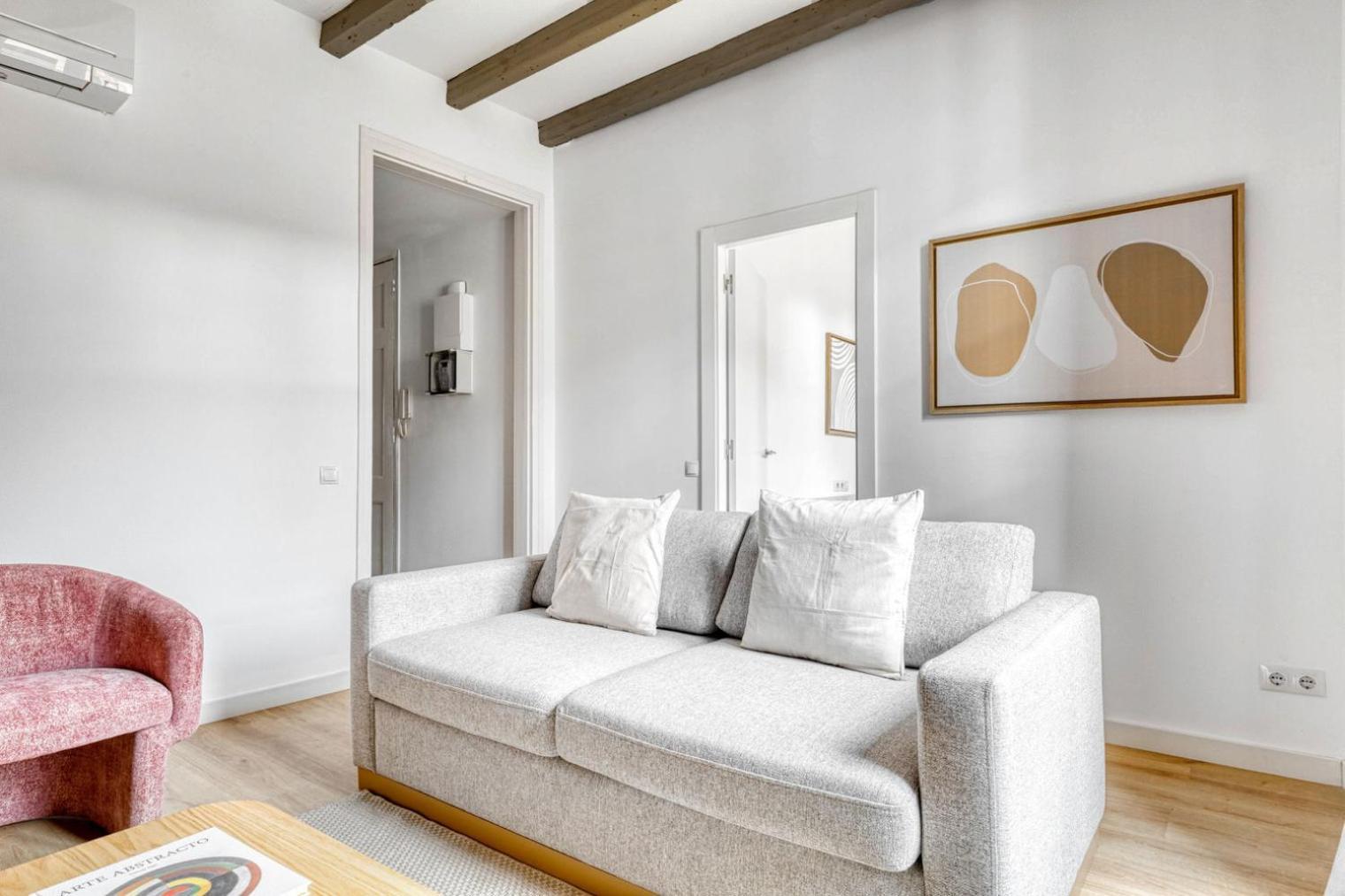 Blueground Sarria Balcony Bcn-74 Apartamento *