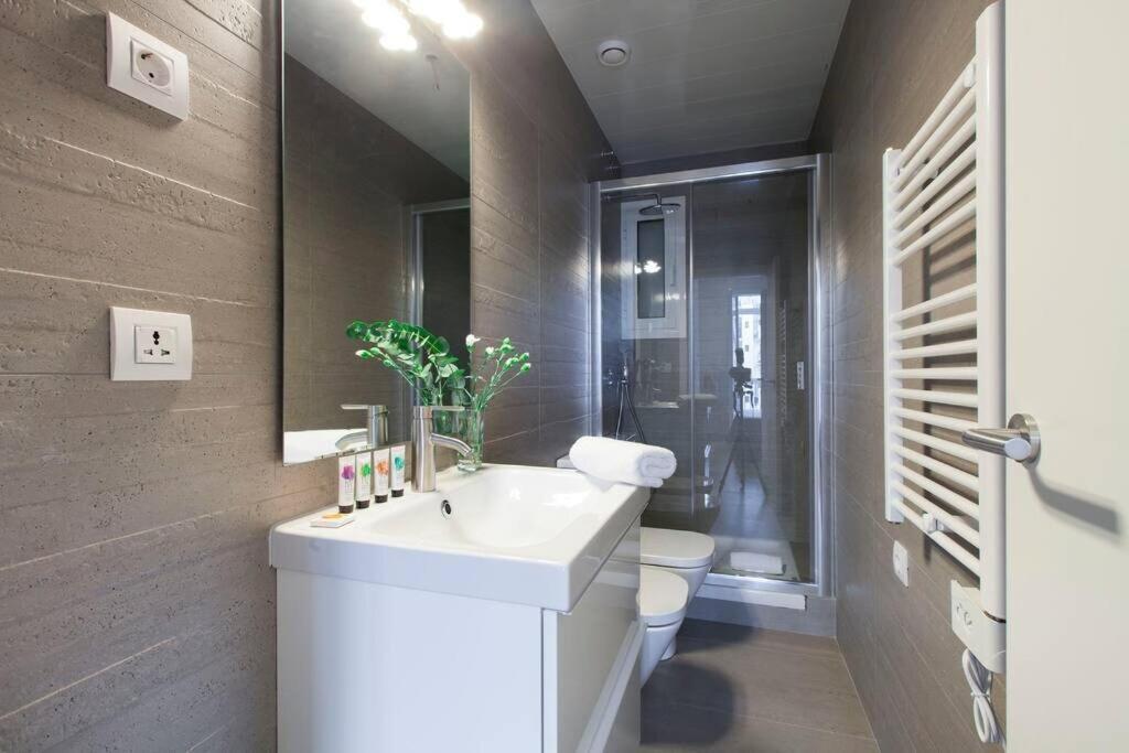 Perfectly Located 4bed 4bath In 2 2 * Barcelona