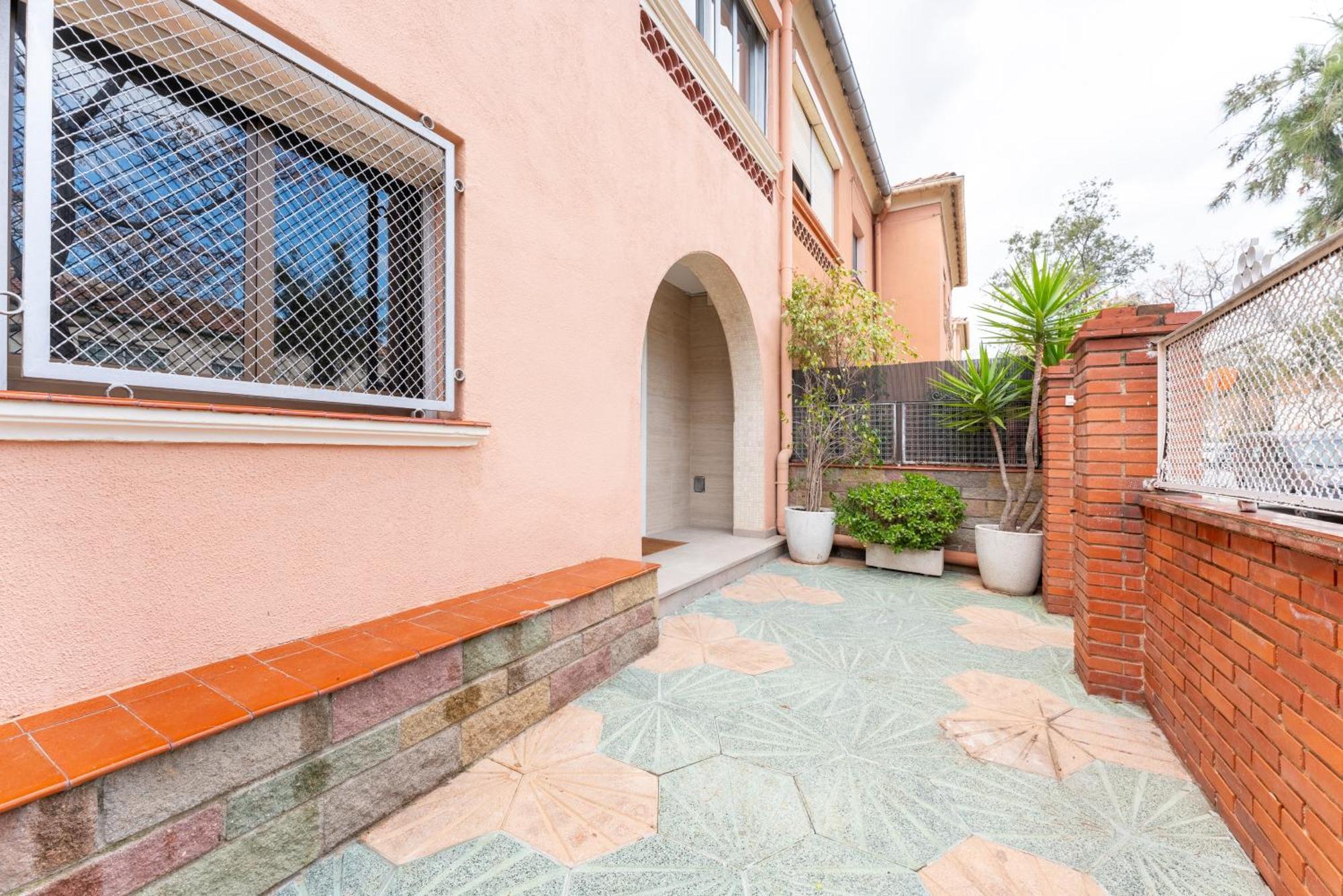 La Sagrera House Сasa de vacaciones Barcelona