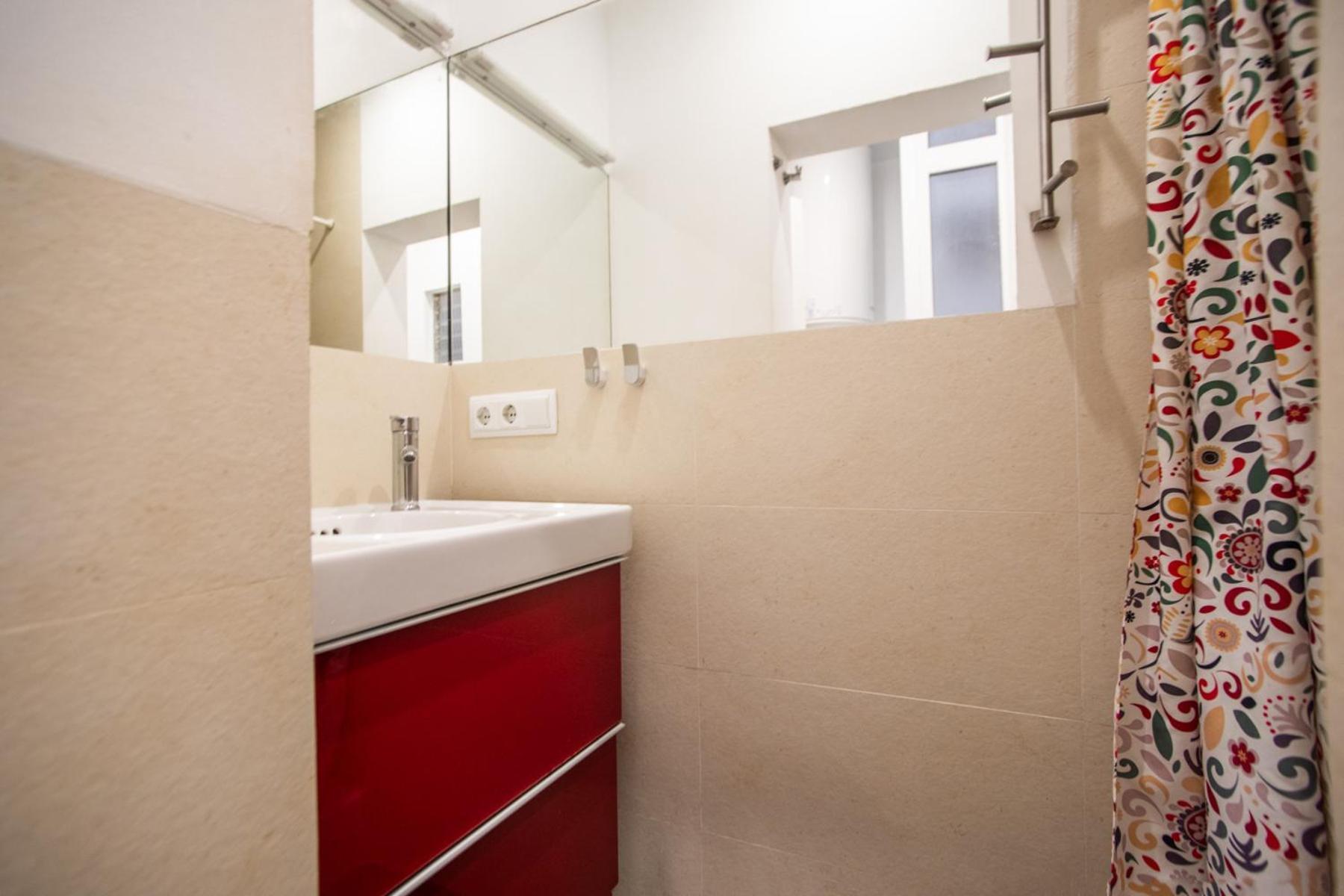 21crm1068 - Fantastic & Tipical Catalonian 2br Flat Apartamento Barcelona
