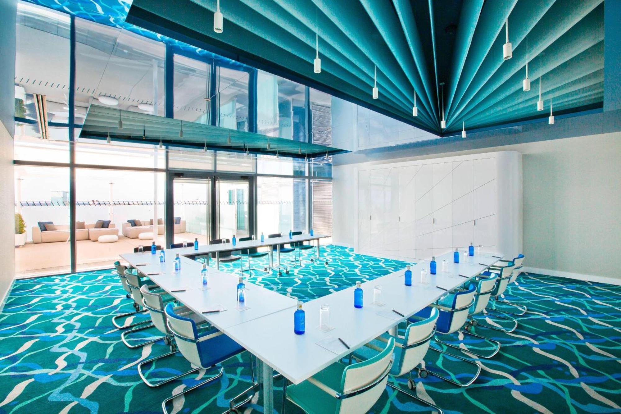 Hotel W 5*