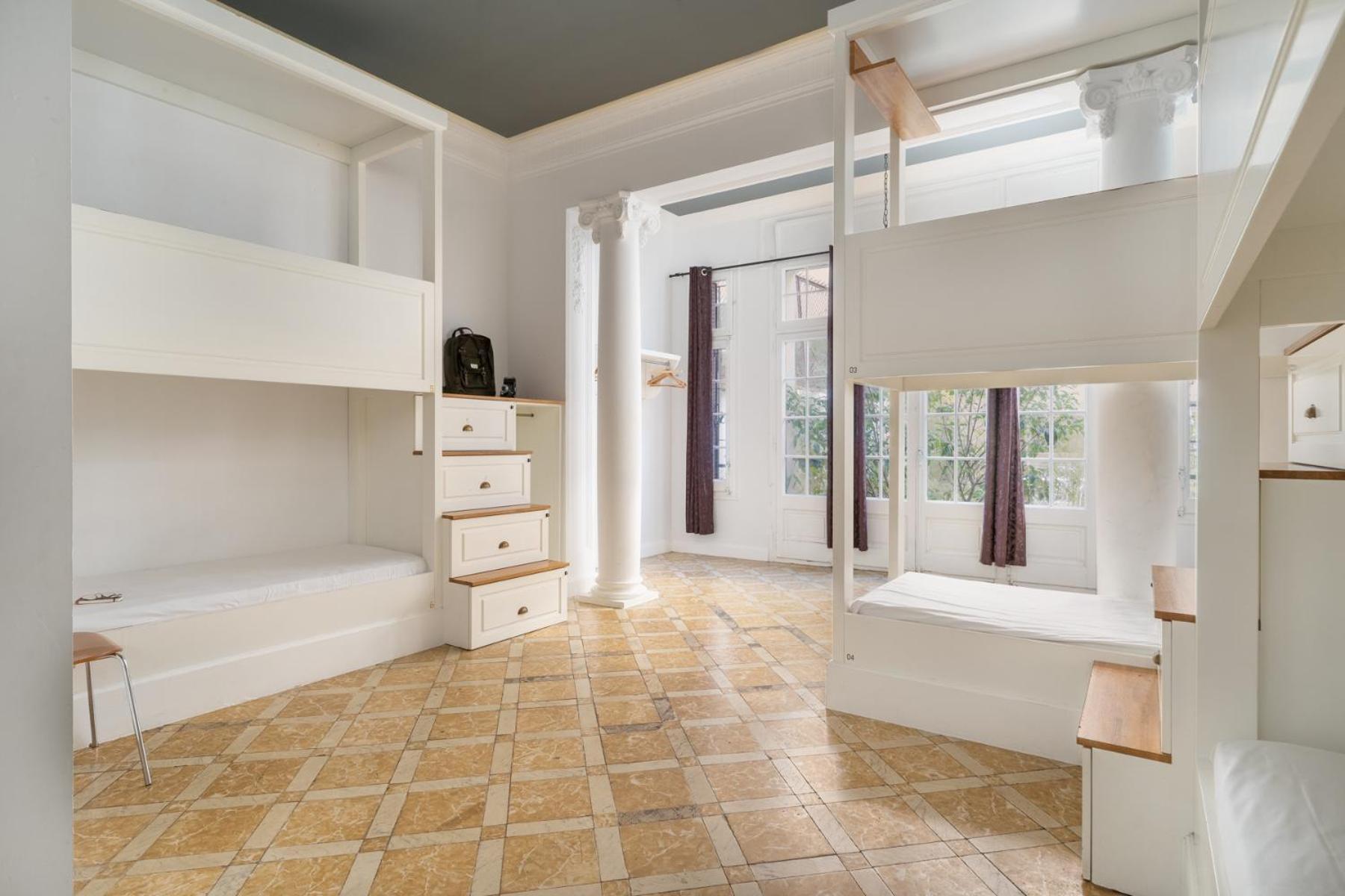 Casa Gracia Hostal Barcelona