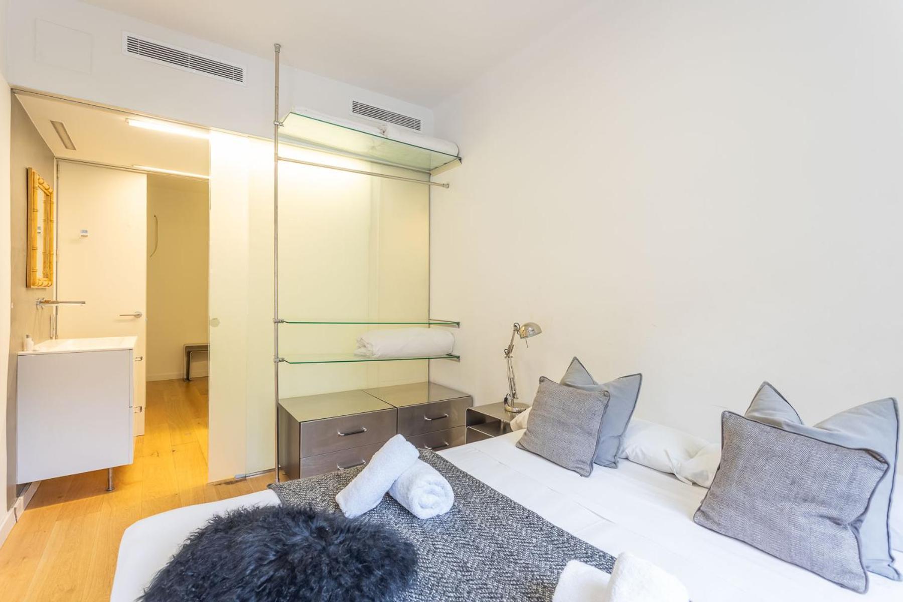 My Space - 2 Bedroom In Uptown Apartamento *