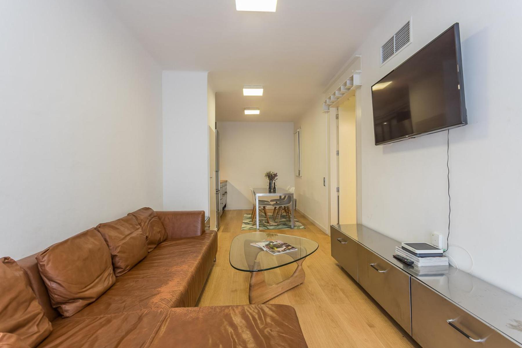 My Space - 2 Bedroom In Uptown * Barcelona