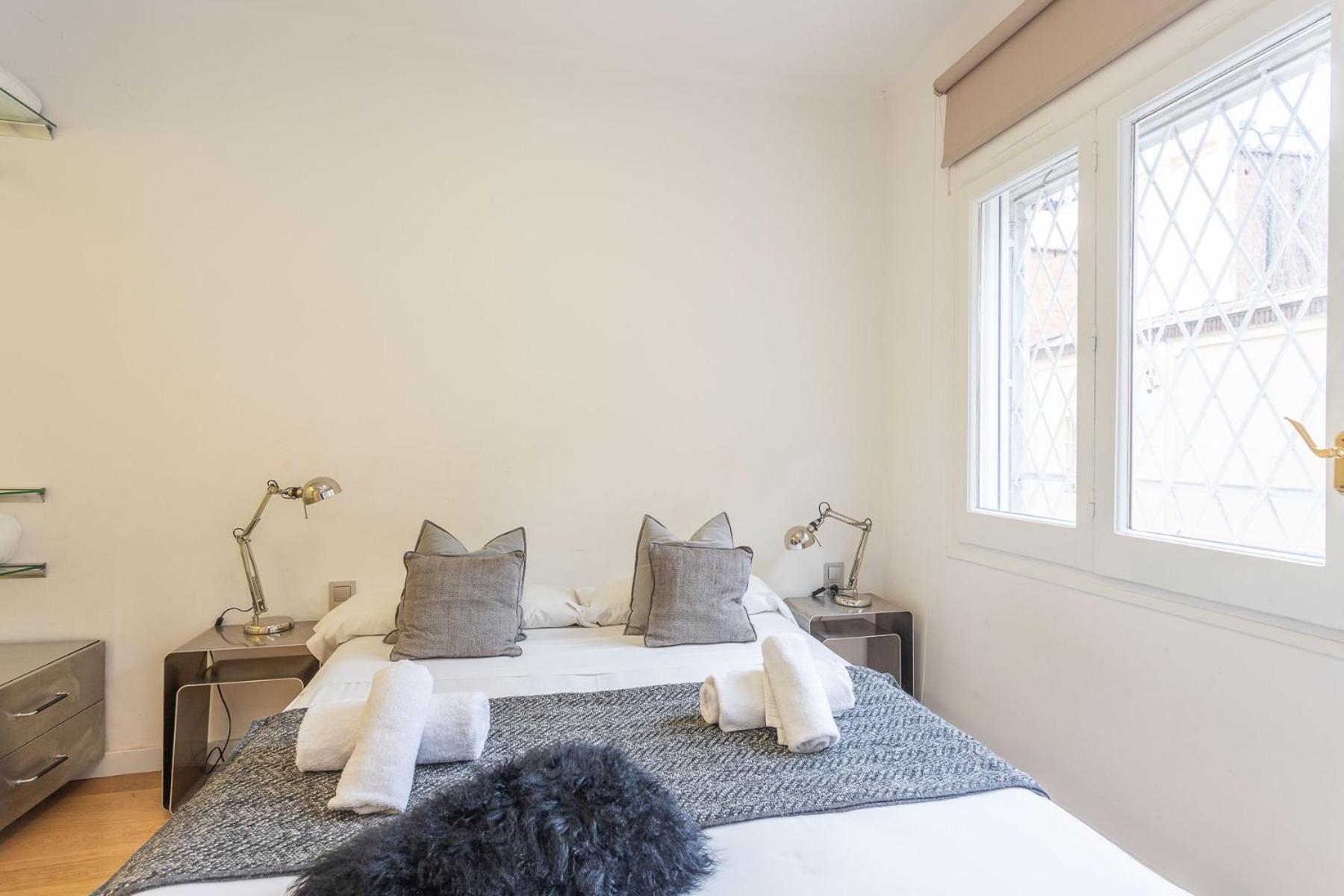 My Space - 2 Bedroom In Uptown Barcelona
