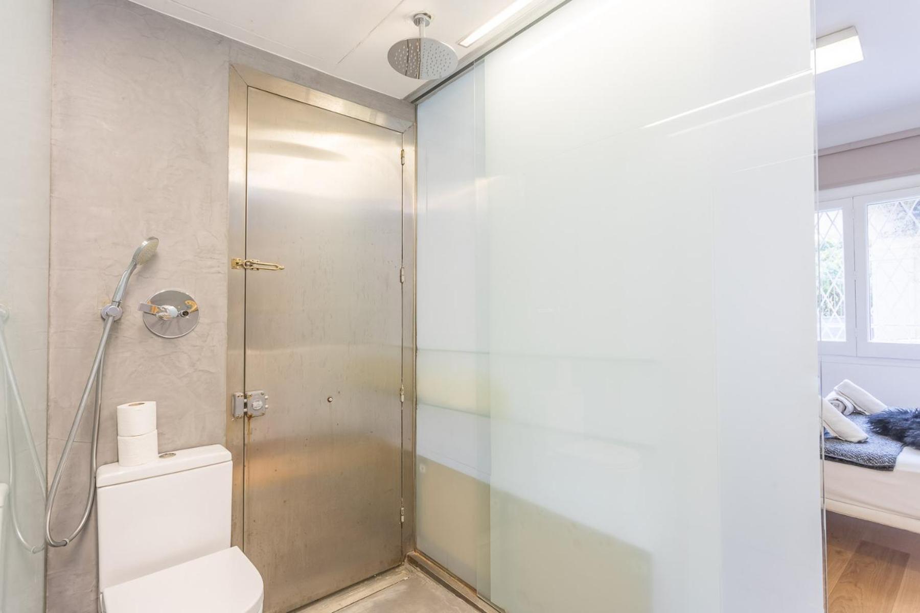 My Space - 2 Bedroom In Uptown *