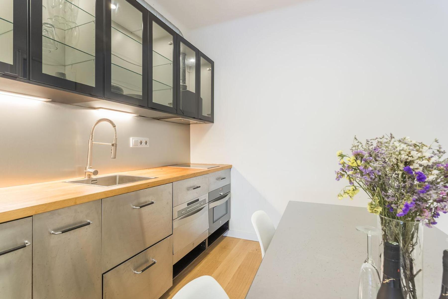 My Space - 2 Bedroom In Uptown Barcelona