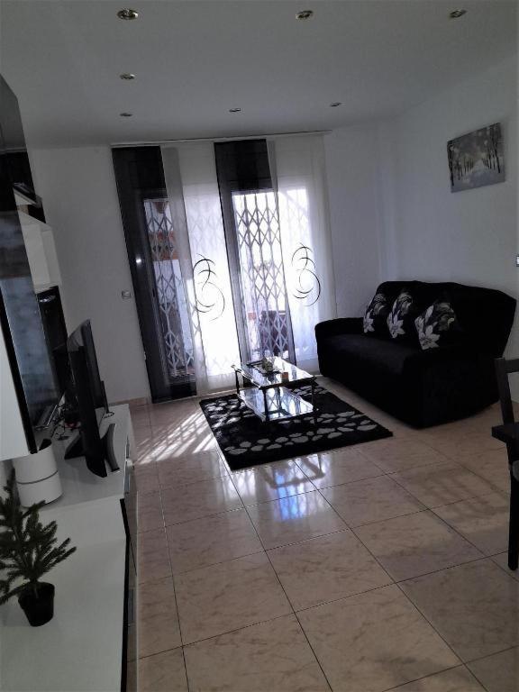 Sweet House Close To Airport *