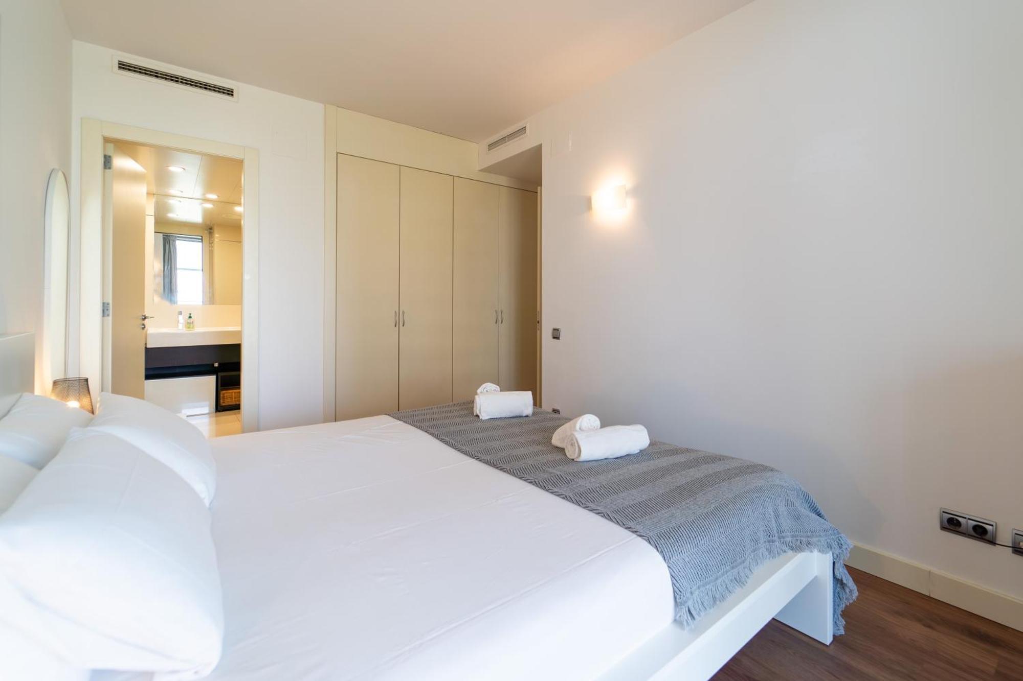 Unique Rentals-seafront Luxe Apartamento
