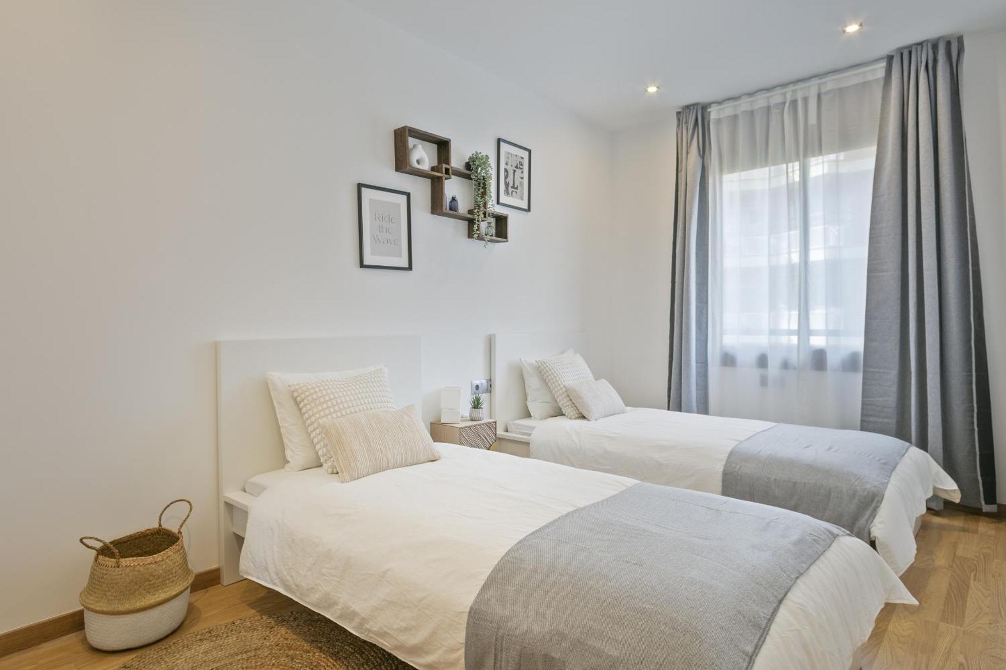 Ola Living Consell De Cent