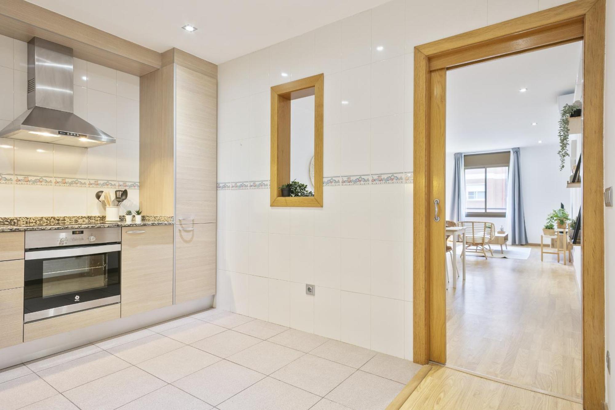 Ola Living Consell De Cent