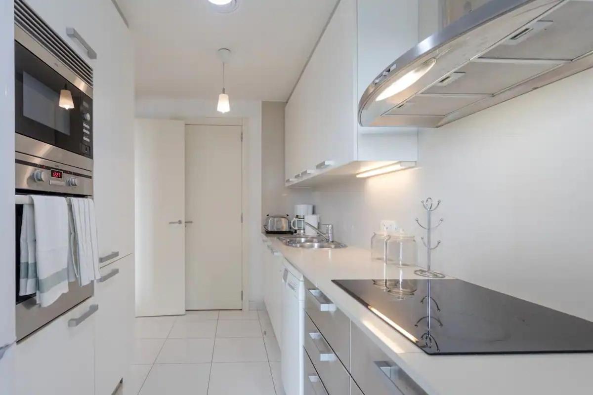 Unique Rentals-seafront Luxe *