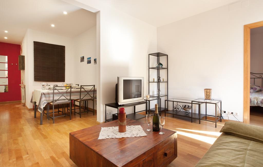 Lovely In Sagrada Familia Apartamento *
