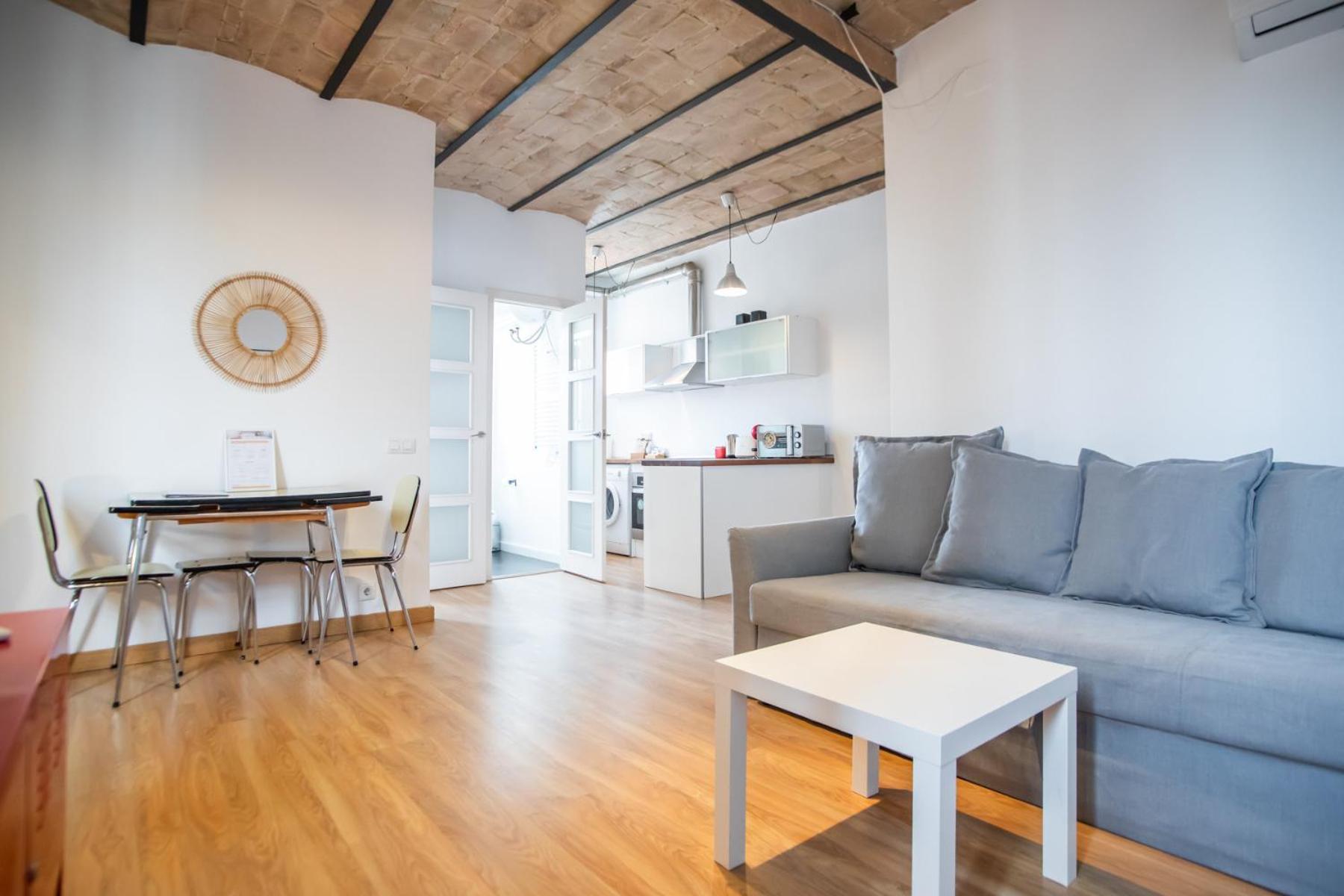 51no1058 - Bright 1bed Flat In Poble Sec Barcelona