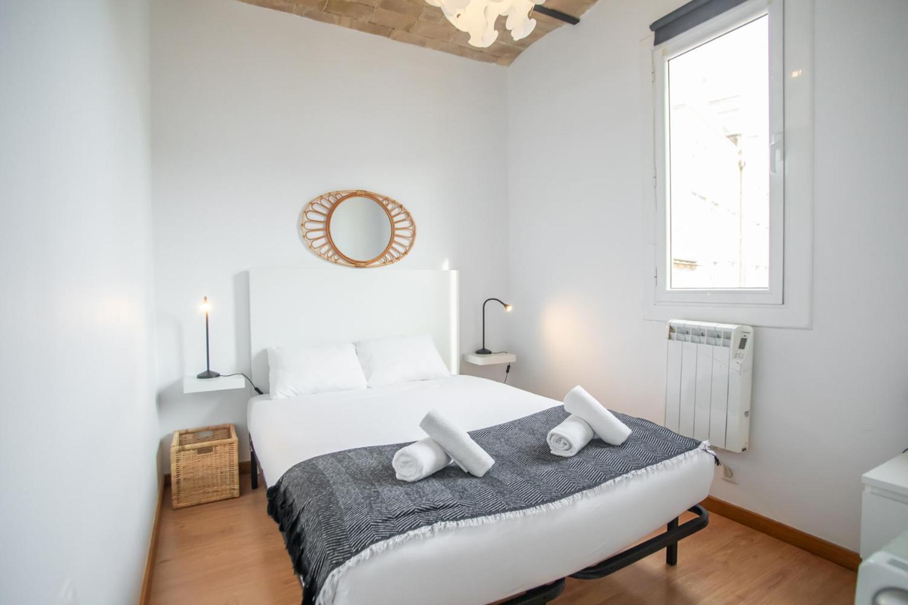 51no1058 - Bright 1bed Flat In Poble Sec