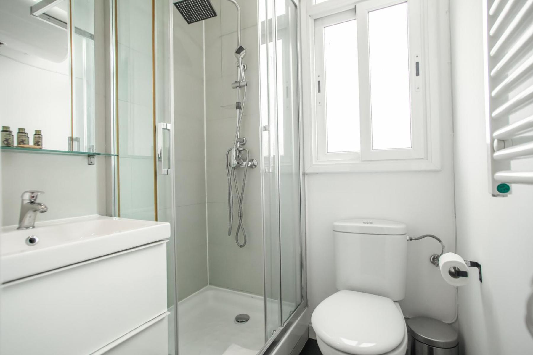 Apartamento 51no1058 - Bright 1bed Flat In Poble Sec Barcelona