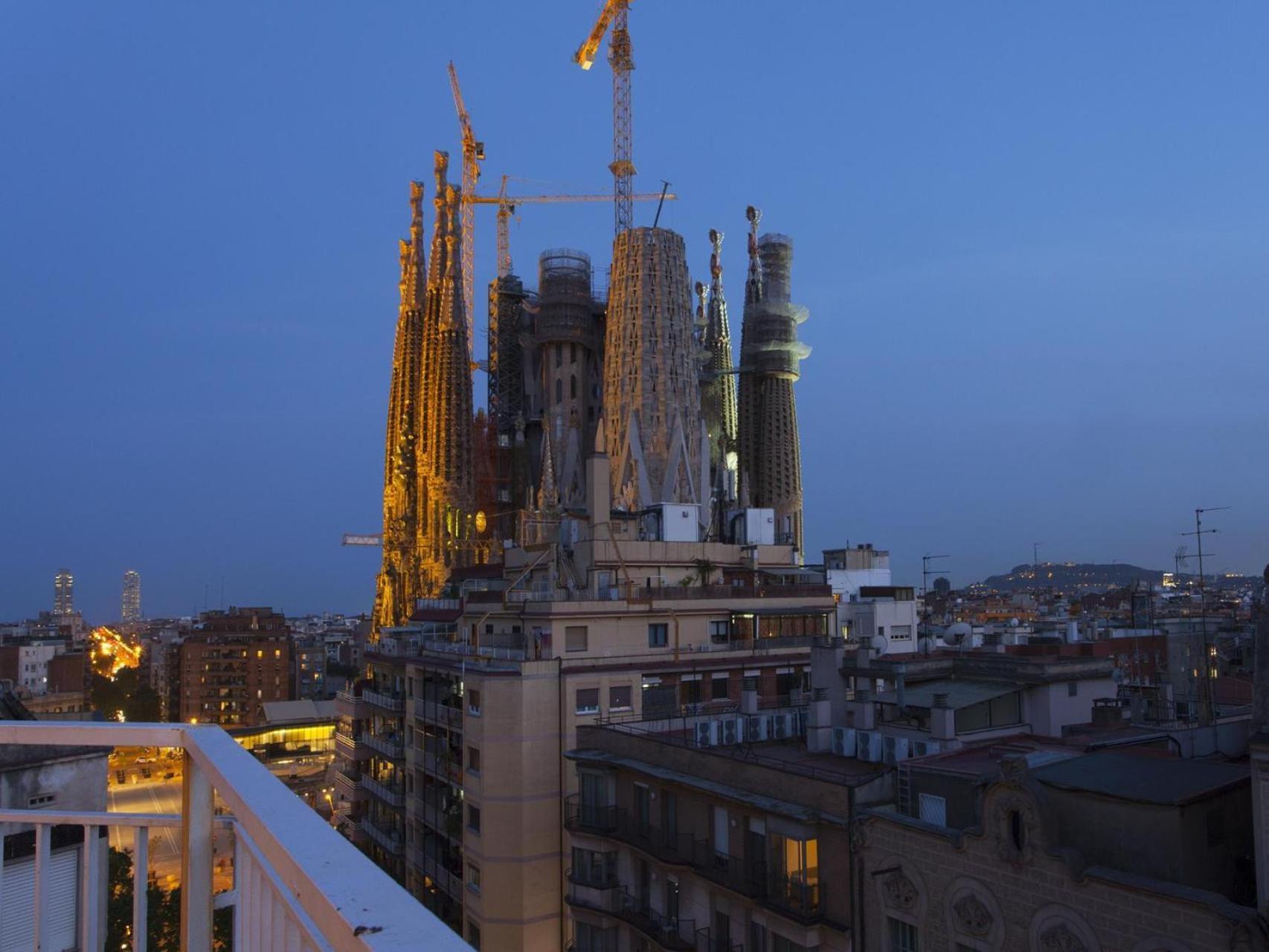 Apartamento A1mar1023 Breathtaking Rooftop In Sagrada Familia Barcelona