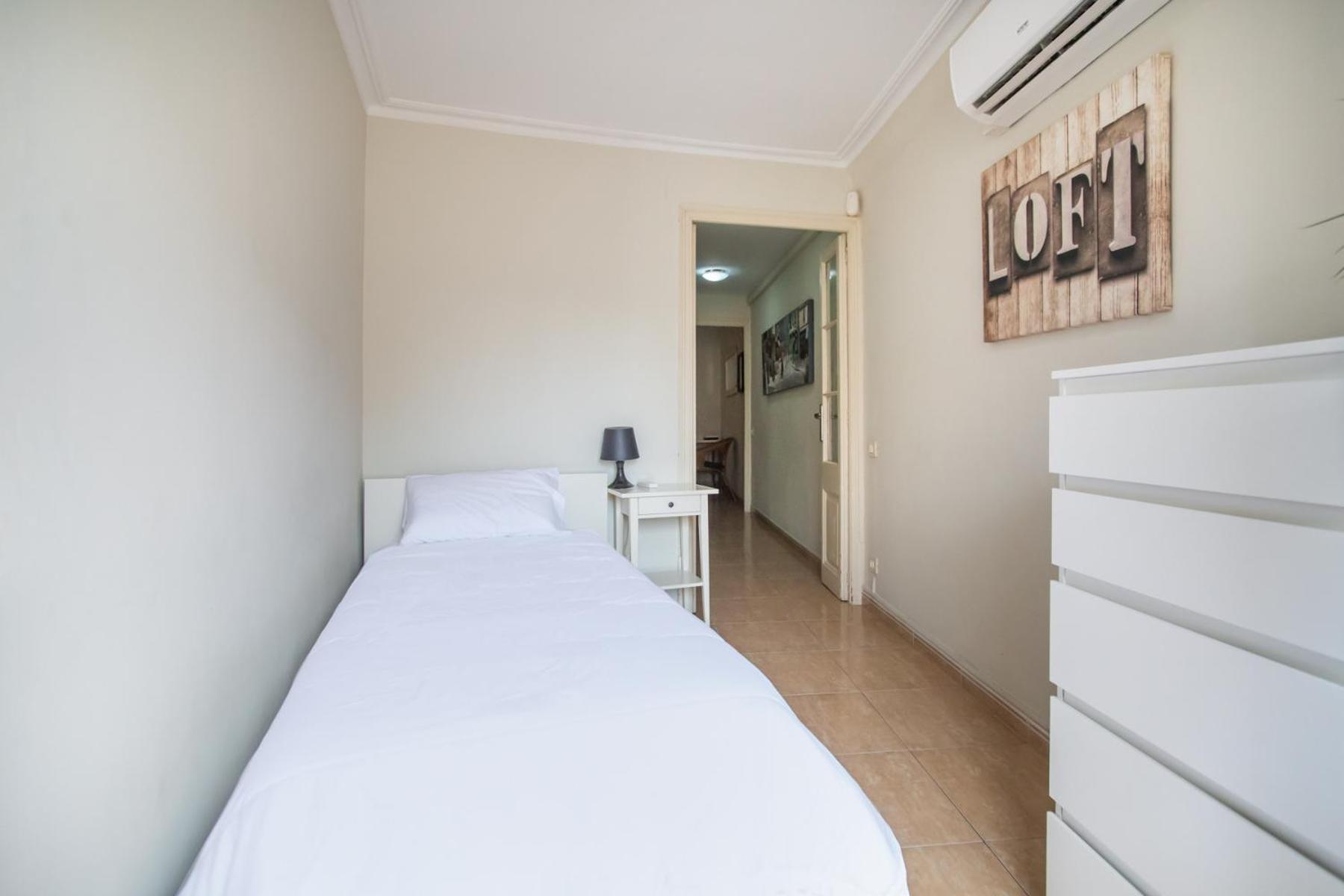 42man1018 Centrally Located Flat In Sant Antoni *