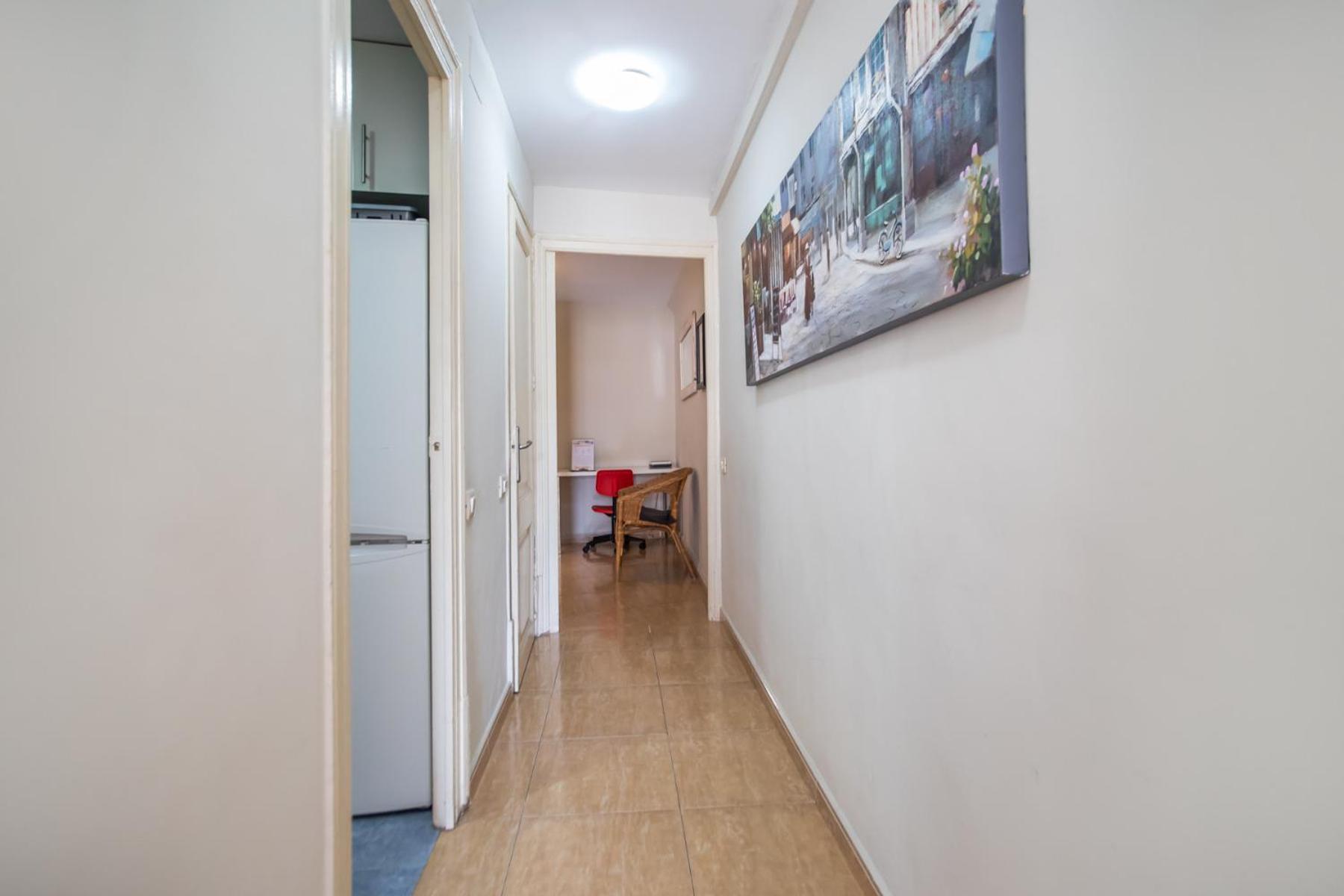 42man1018 Centrally Located Flat In Sant Antoni * Barcelona
