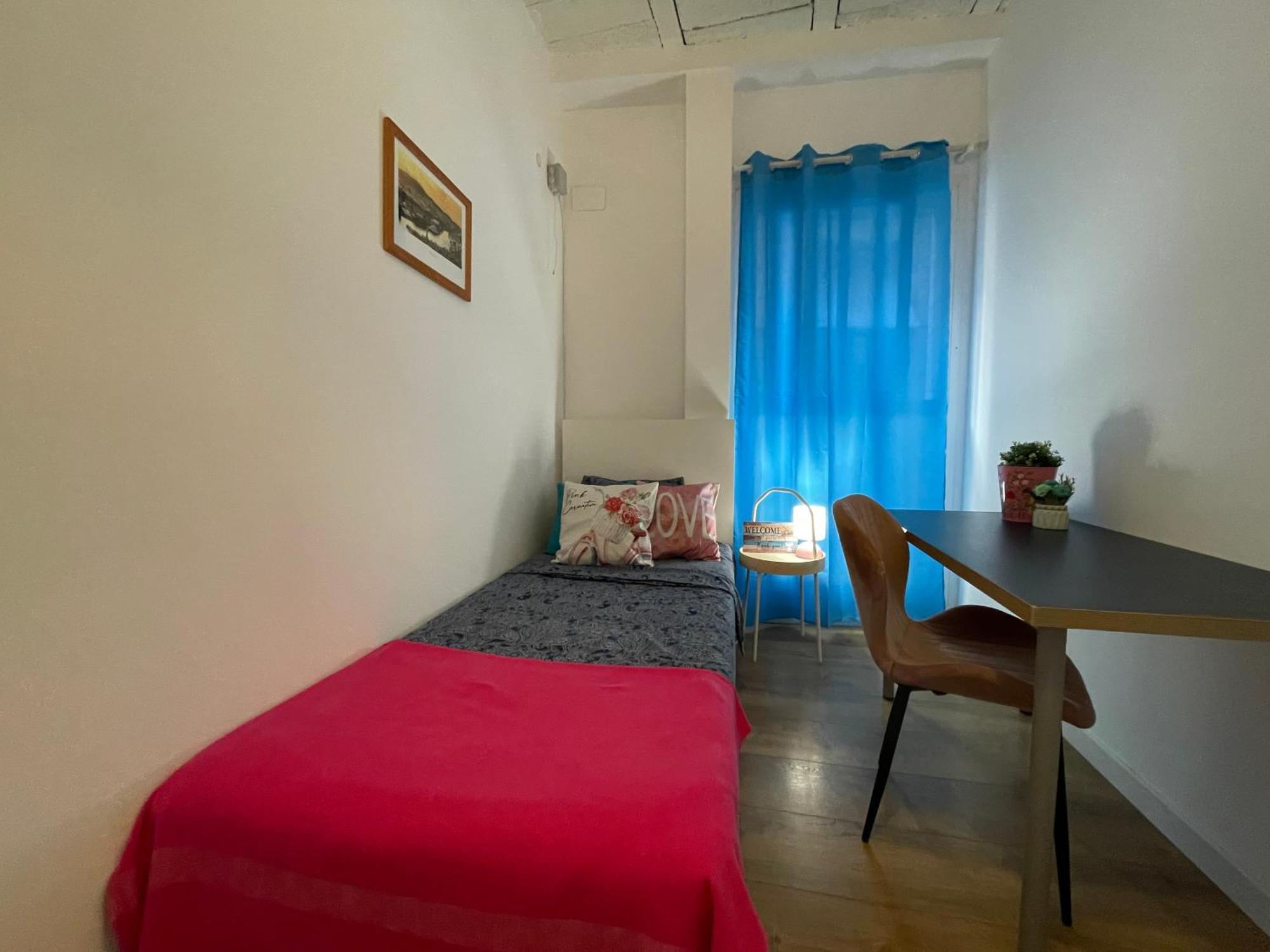 Rooms In Gothic Hostal