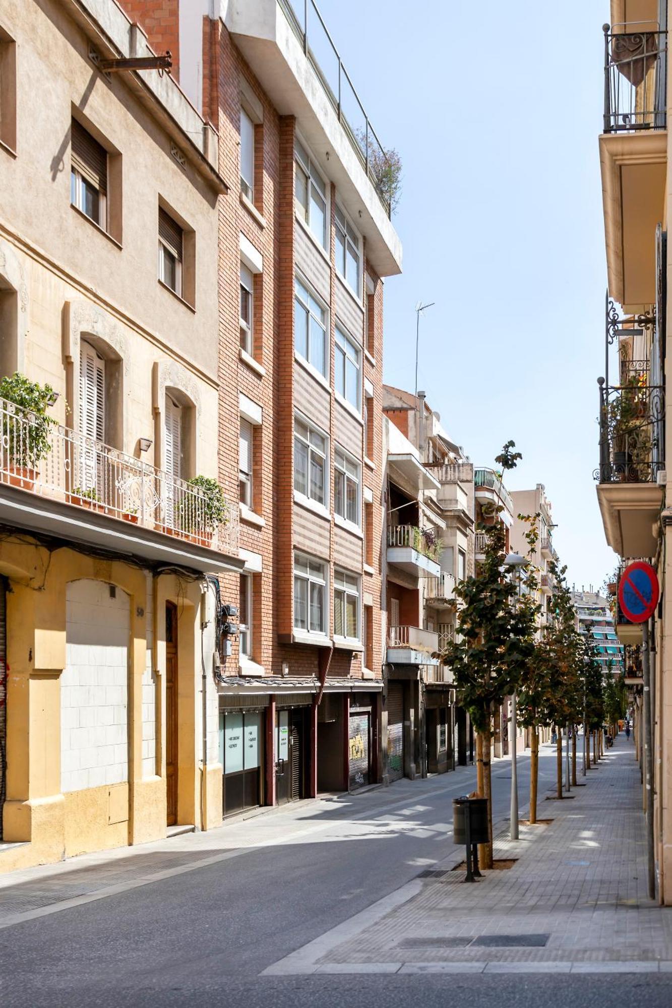 Sata Sagrada Familia Area *
