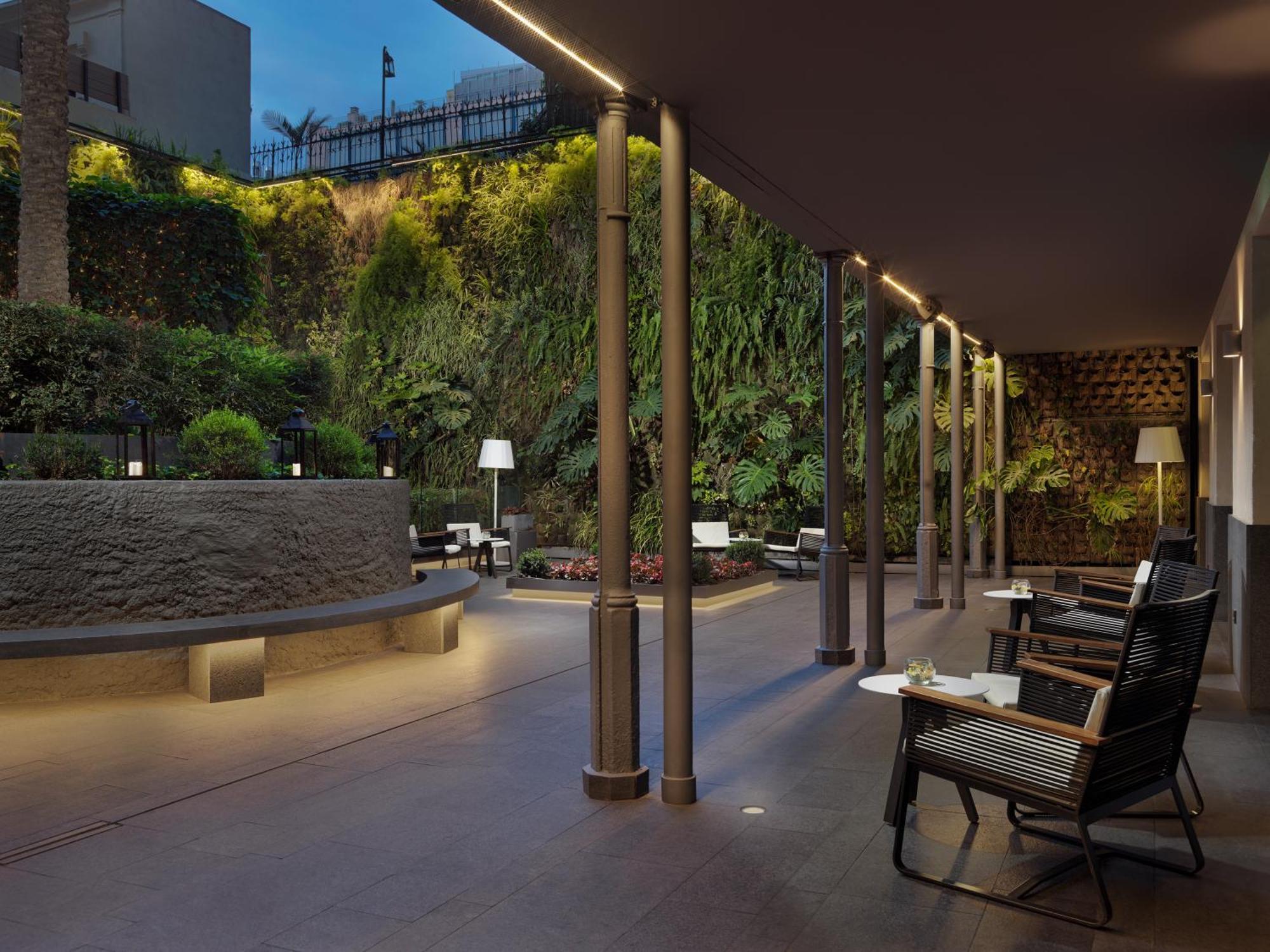 H10 Urquinaona Plaza 4* Barcelona