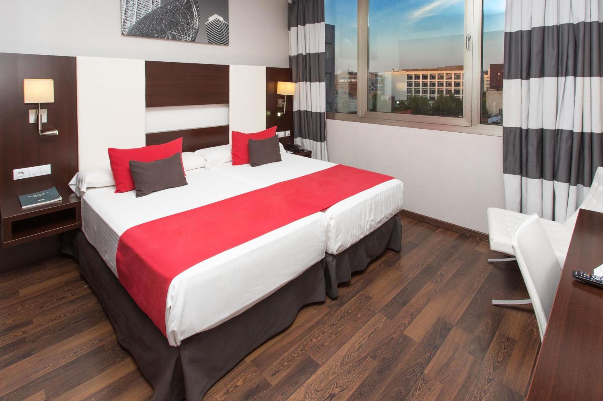 Hotel & Olimpica 4*