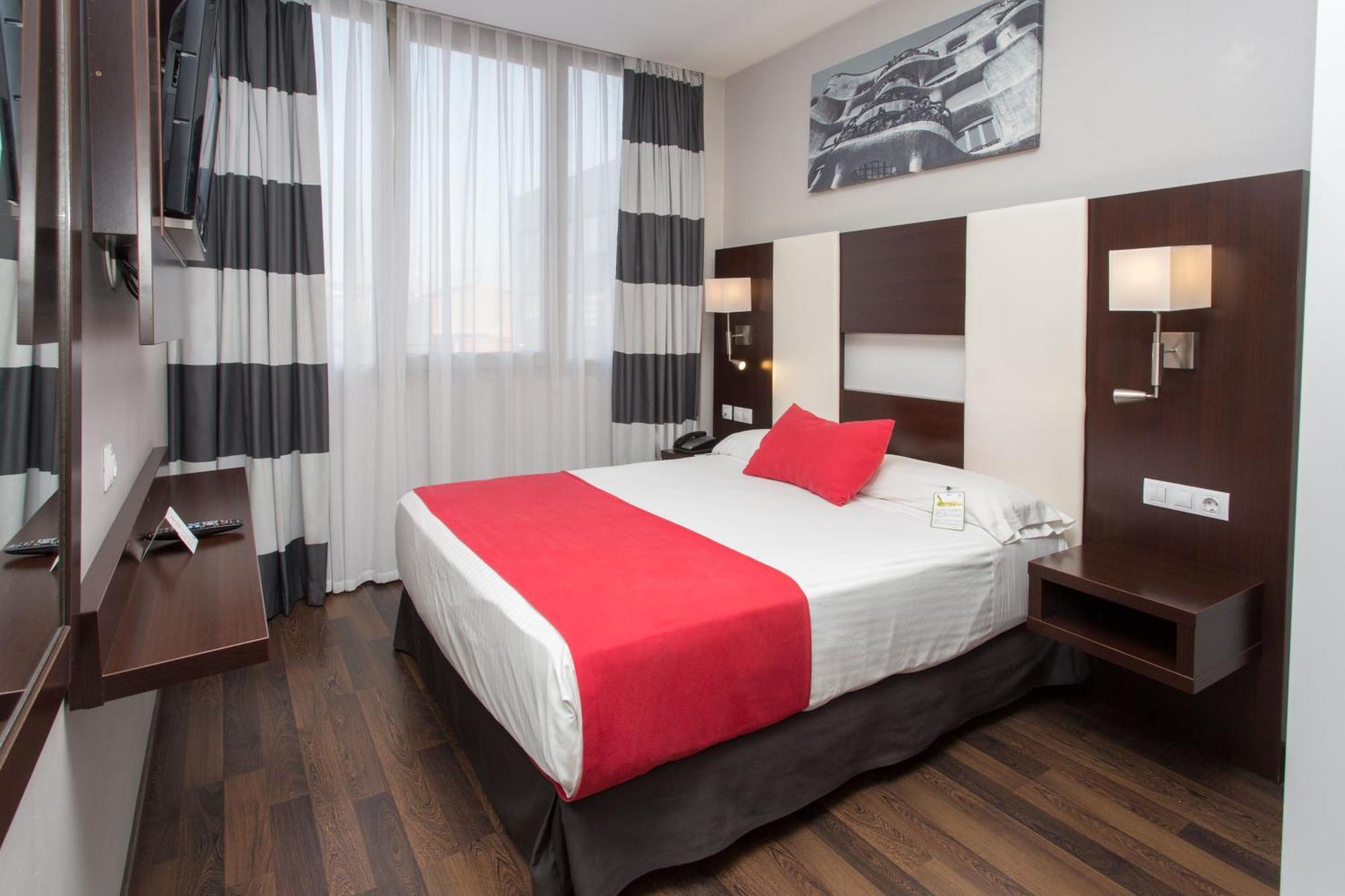 Hotel & Olimpica 4*