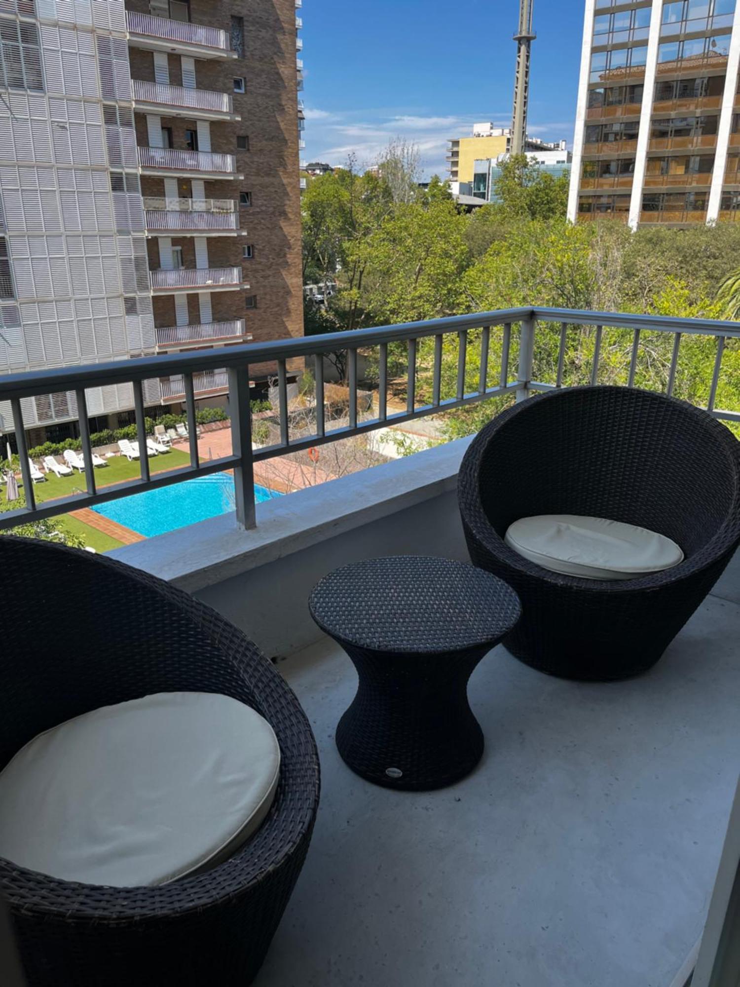 Apartamento Precioso Y Tranquilo Zona Alta Diagonal *