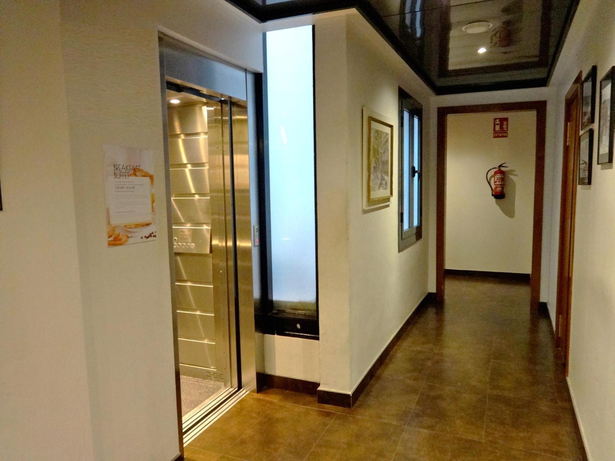 Lloret Ramblas Hotel *