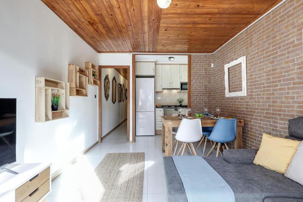 Penthouse With Big Terrace, Quiet Area, 1 Bedroom Apartamento *
