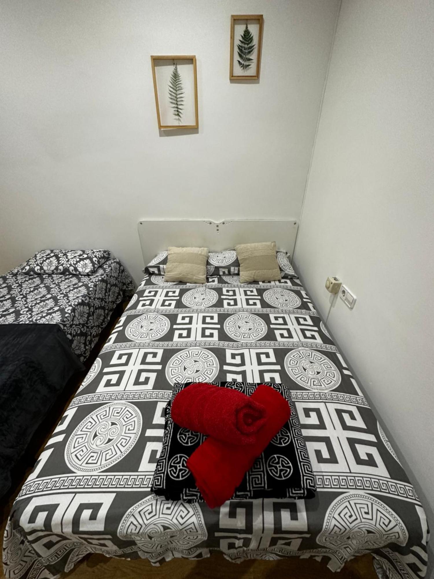 Habitación en casa particular Palau *
