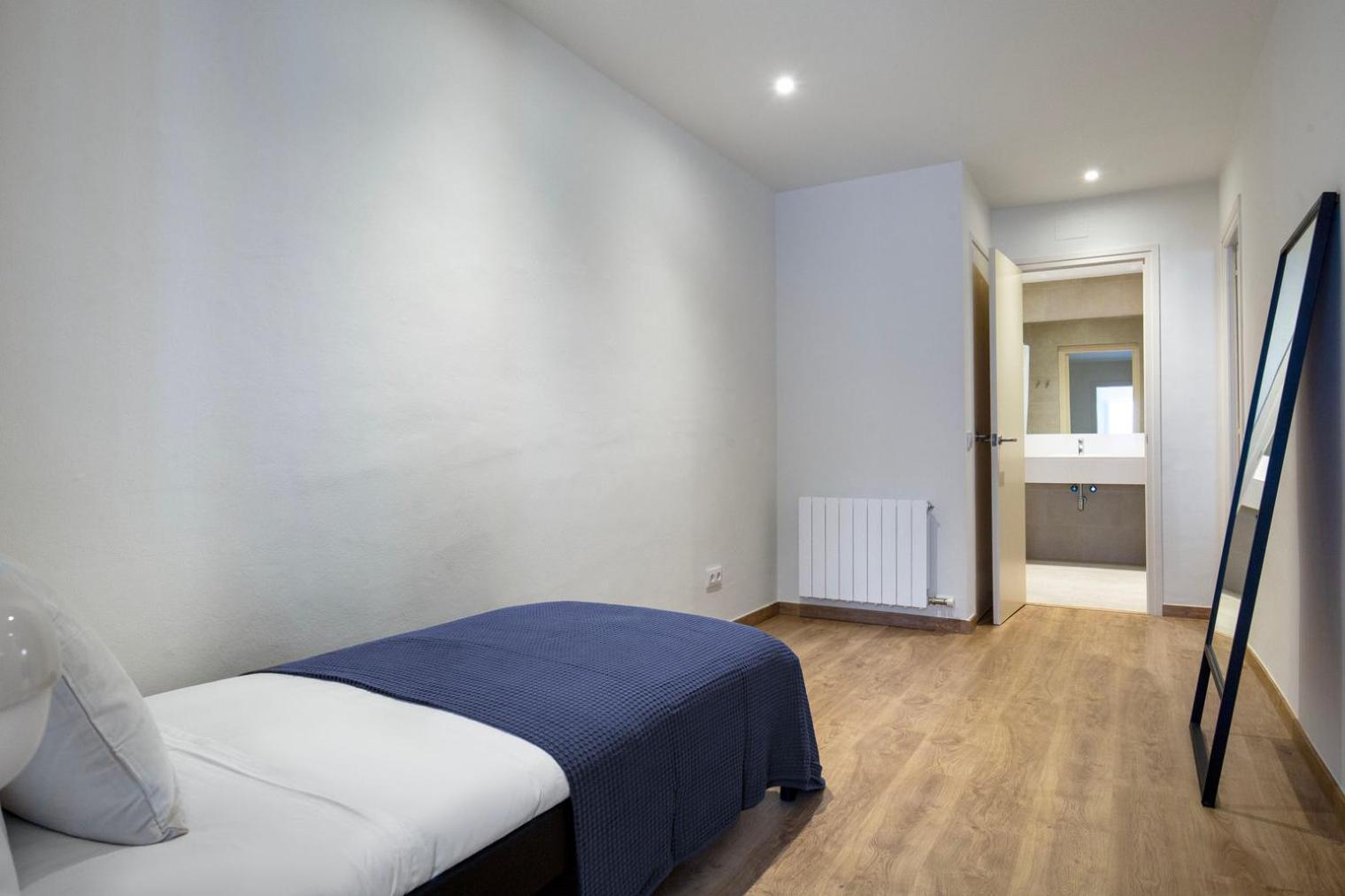 Blueground Sarria Furnished W Full Kitchen Bcn-132 * Barcelona